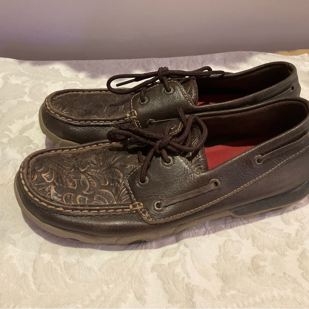 Twisted X Leather Scrolled Shoes EUC
